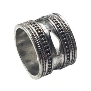 Silver Tone Ring Size 7 Wide Band Cutaway Design 90s Style